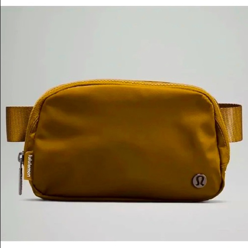 Lululemon Everywhere Belt Bag Crossbody Shoulder Bag New Burnt Caramel Brown NWT